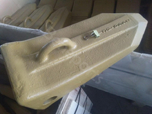 Caterpillar J550 Schaufelzahn 1386552